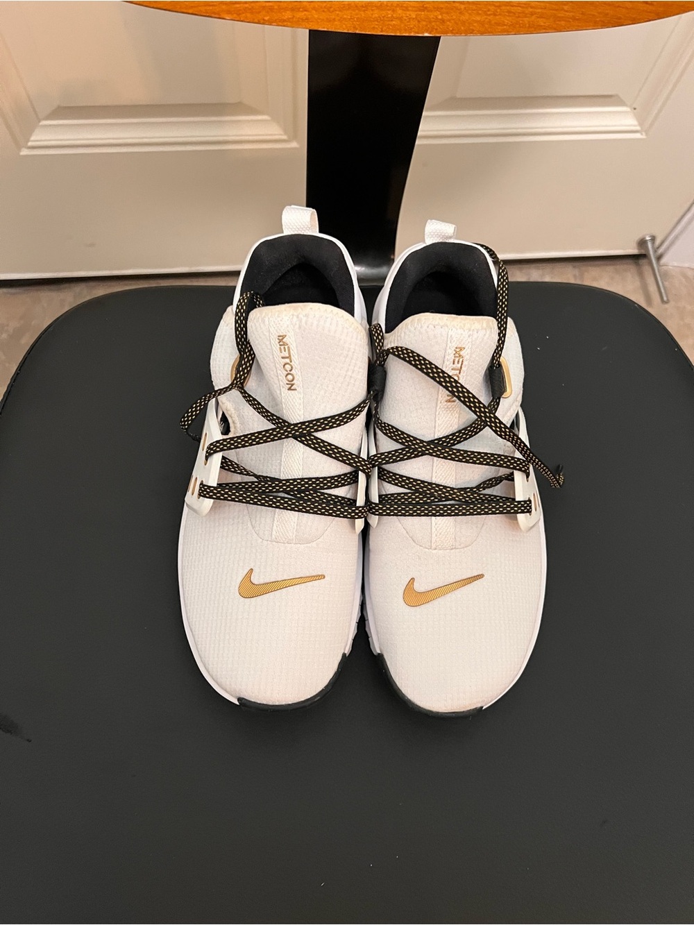 Nike Men’s White and Gold Metcon Training Sneakers